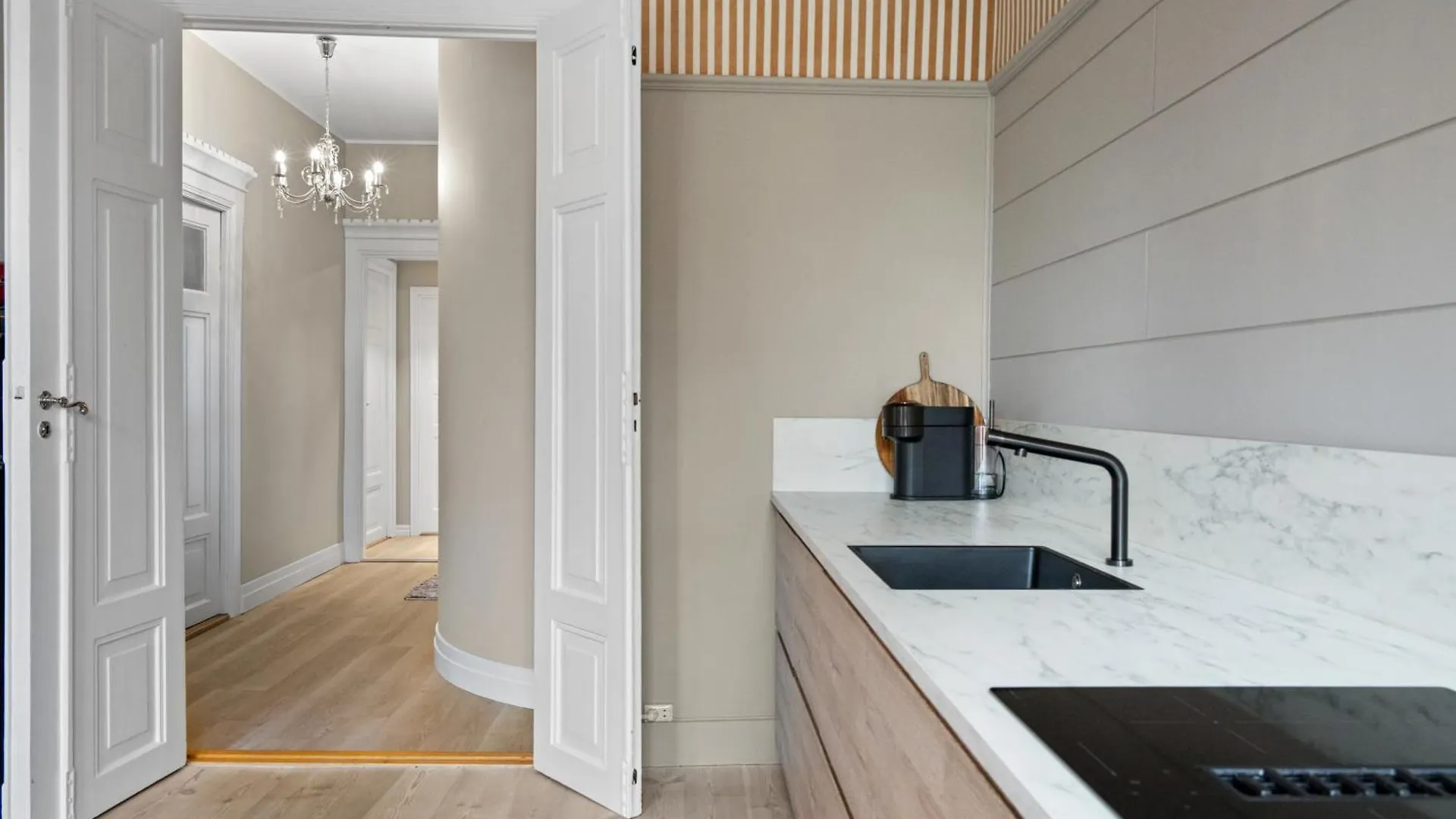 Experience The Luxury Lifestyle 100M From Bryggen! Lägenhet Bergen 0*,